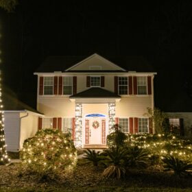 residential-christmas-light-installations-gainesville-Fl-scaled
